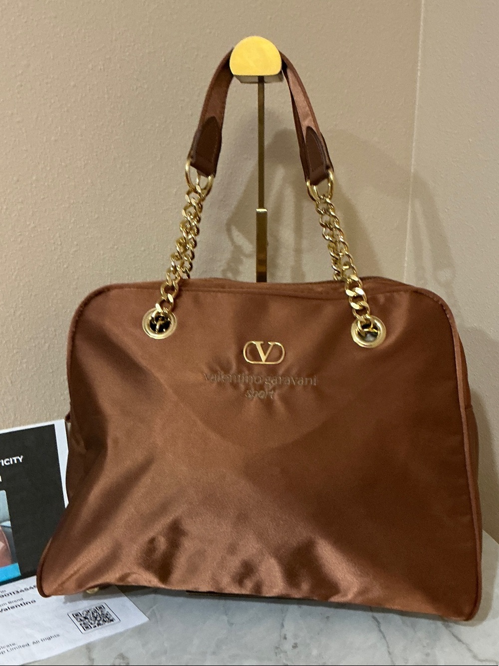 Valentino Garavani Brown Satin Shoulder Bag With Gold Chain Handles (COA) Inc. - Picture 6 of 9